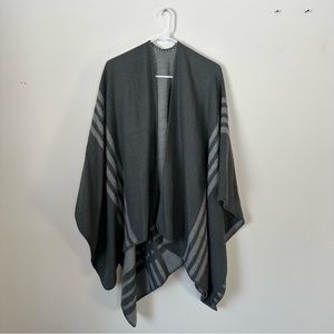 BB Dakota Reversible Poncho/Shawl